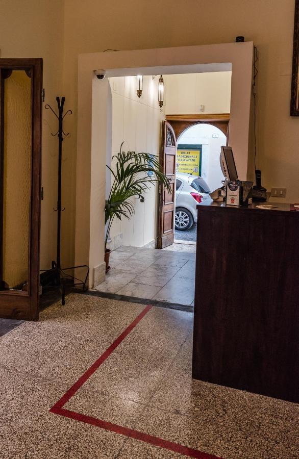 Antica Terrazza Frascati Bed & Breakfast Exterior photo